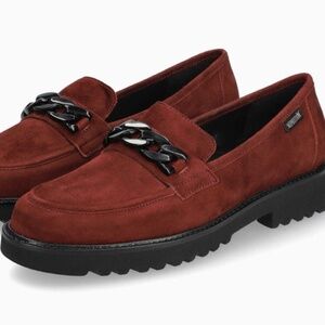 Mephisto Salka Loafer in Cordovan SZ 9 or 9.5 NEW